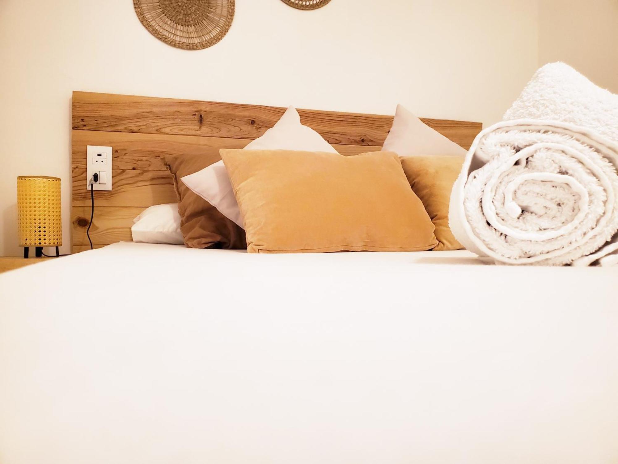 Apartamento Centrico Con Patio Privado Tarragona Bagian luar foto