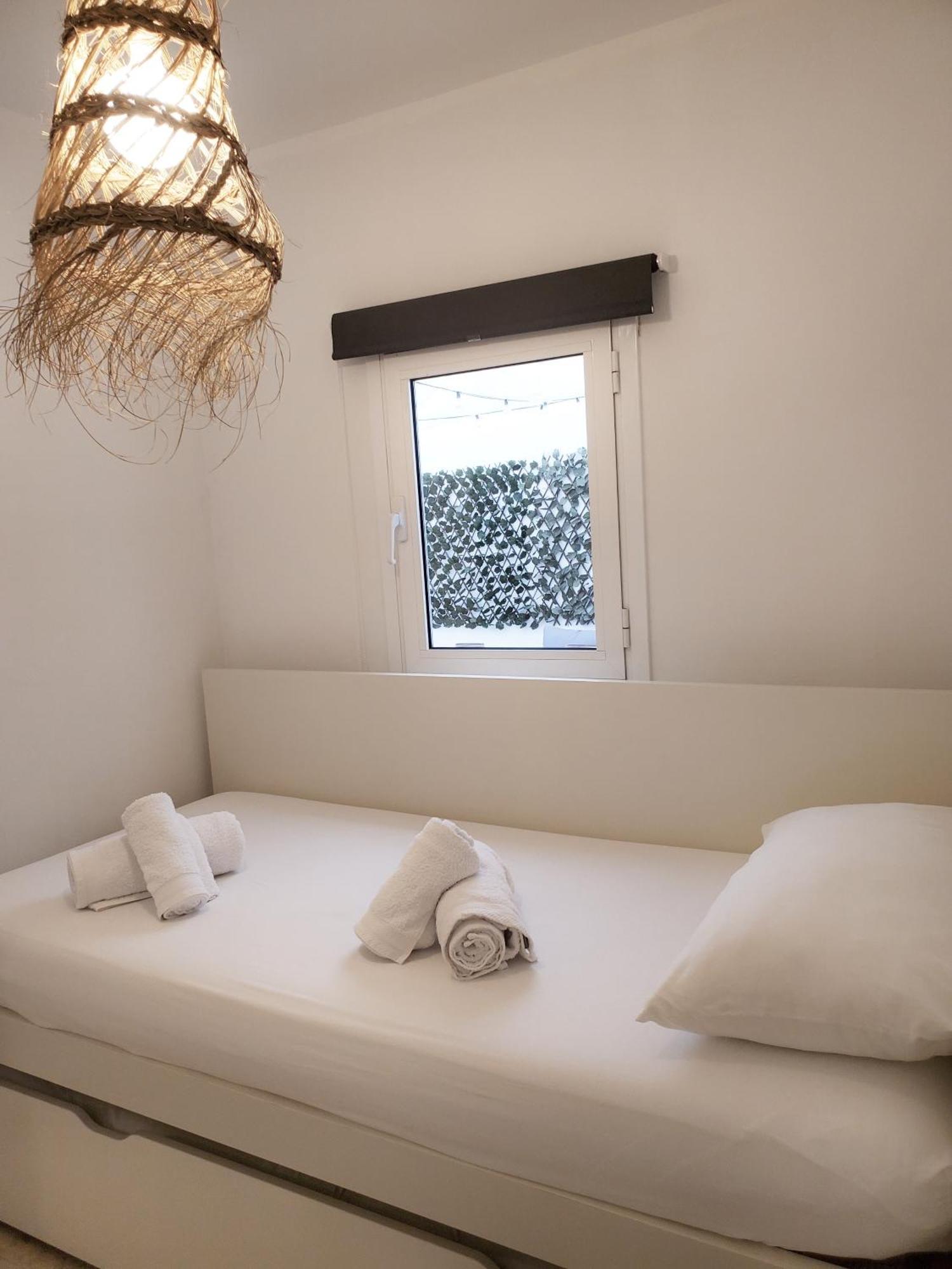 Apartamento Centrico Con Patio Privado Tarragona Bagian luar foto